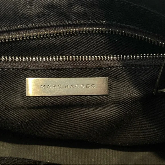 Marc Jacobs Shoulder Bag - Picture 3 of 5